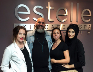 Celebrity Makeup Artist James Vincent Presents to Estelle Students